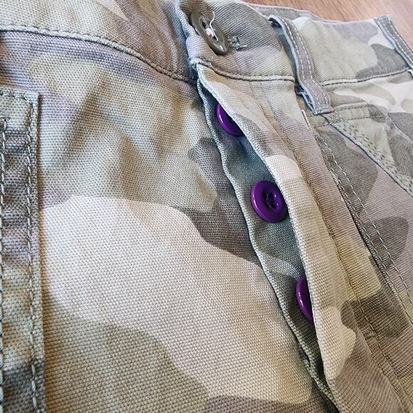 Pilcro Pants Womens 28 Green Camo Cargo Crop Straight Leg Stretch Casual Utility - Picture 4 of 15